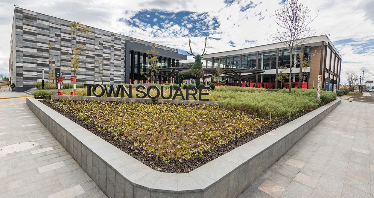 1549645242_town square metepec - grow arquitectos - a